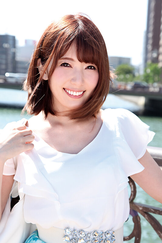 【2024年衝撃の逸材】スレンダー巨乳人妻の本気汁!波多野結衣ベスト4時間で中出し欲求300%解放 - 画像3